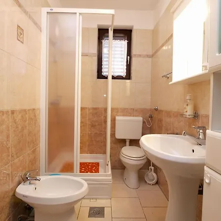 Fuer 5 Personen Ca 50 Qm In Fazana, Istrien Istrische Riviera Apartment Fazana