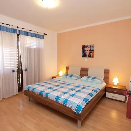 Fuer 5 Personen Ca 50 Qm In Fazana, Istrien Istrische Riviera Apartment *