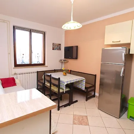 Fuer 5 Personen Ca 50 Qm In Fazana, Istrien Istrische Riviera Apartment Fazana